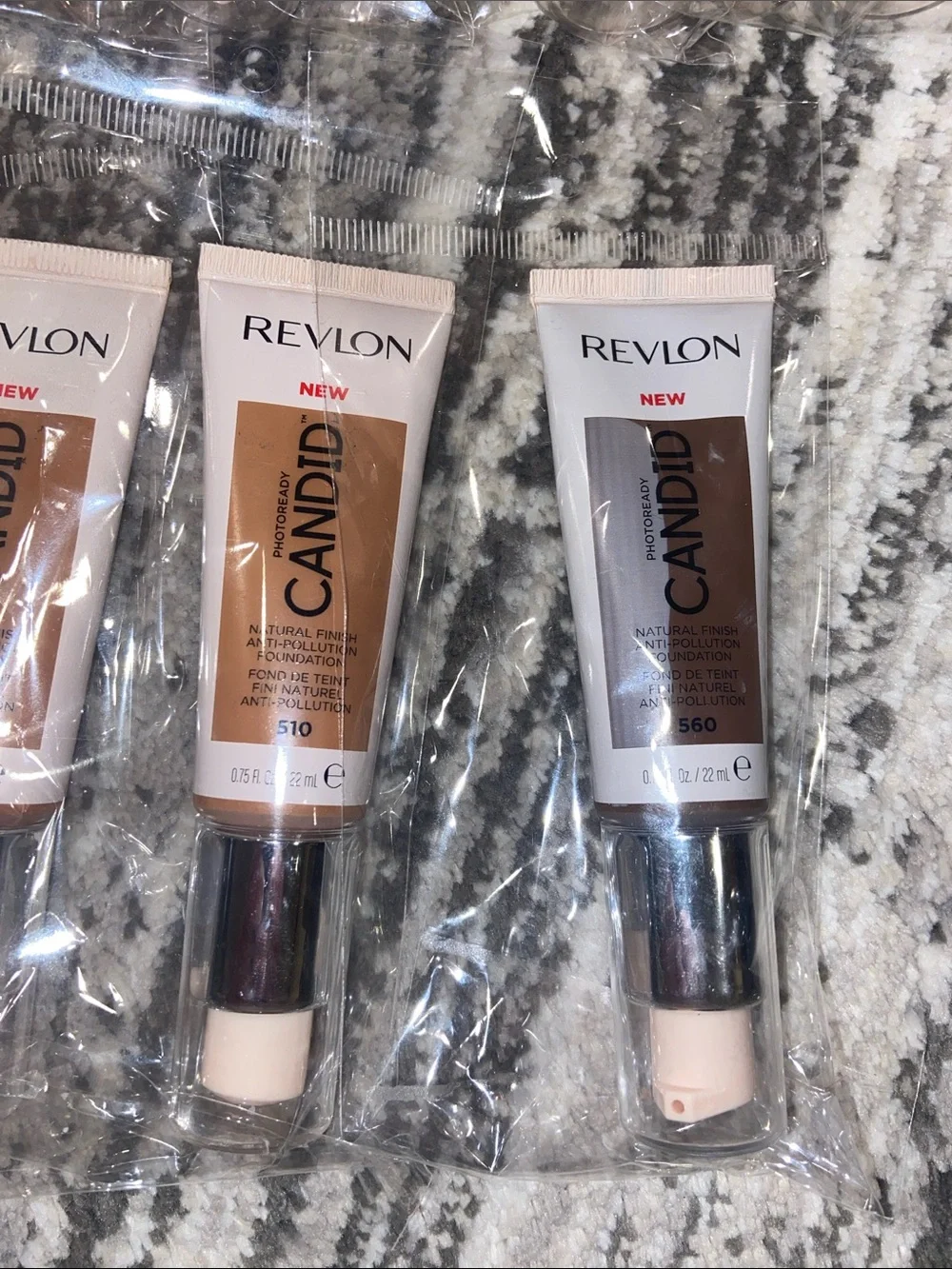 Revlon photo ready, candid natural finish foundation